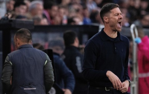 六台：皇马球迷赛后感到愤怒，有球迷称阿隆索还没能力执教皇马